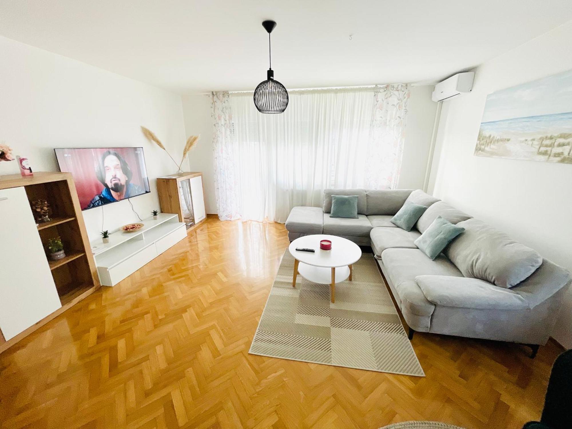 Apartman Bago Deluxe Near Zagreb Airport 大戈里察 外观 照片